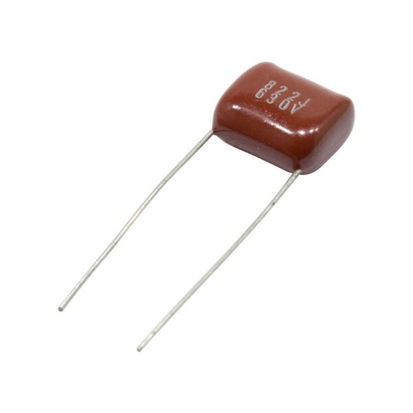 خازن پلی استر %5 / 8.2nF / 630V بسته500 تایی
